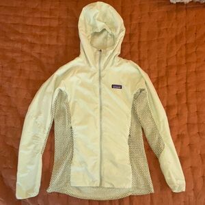 Patagonia nano air hoody, light lime green, size small